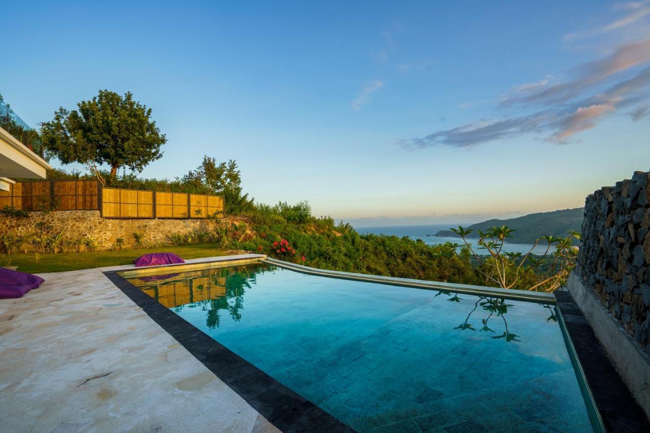 Villa Santosa Heights Kuta  Экстерьер фото