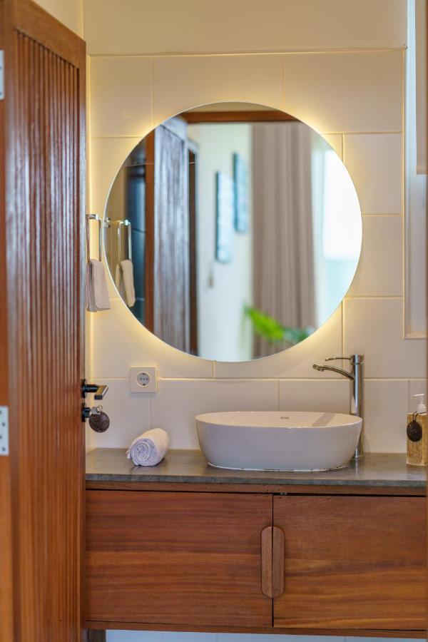 Villa Santosa Heights Kuta  Экстерьер фото